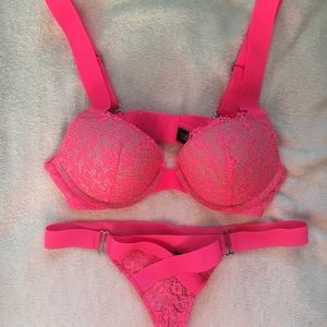 VS neon pink set. Bra size 34B. Panties size S